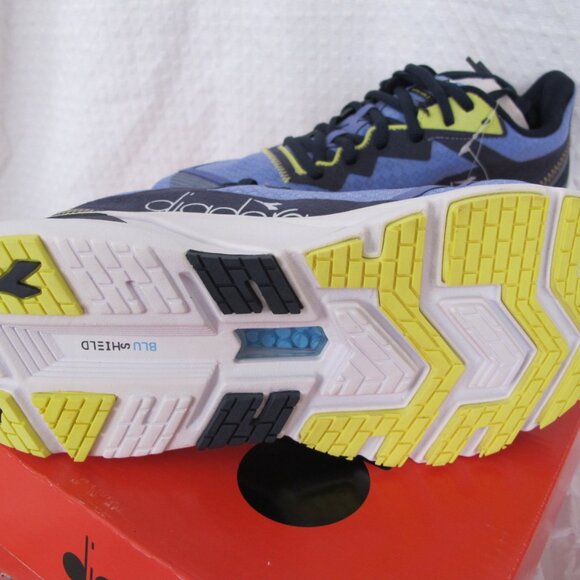 NIB - Diadora Mythos Blushield Volo 2 - Picture 8 of 10